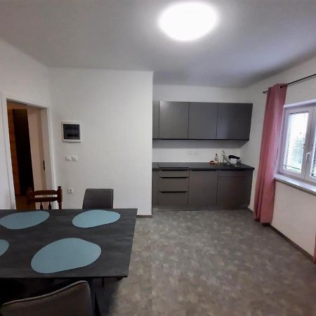 Rooms Optim 普图伊 外观 照片